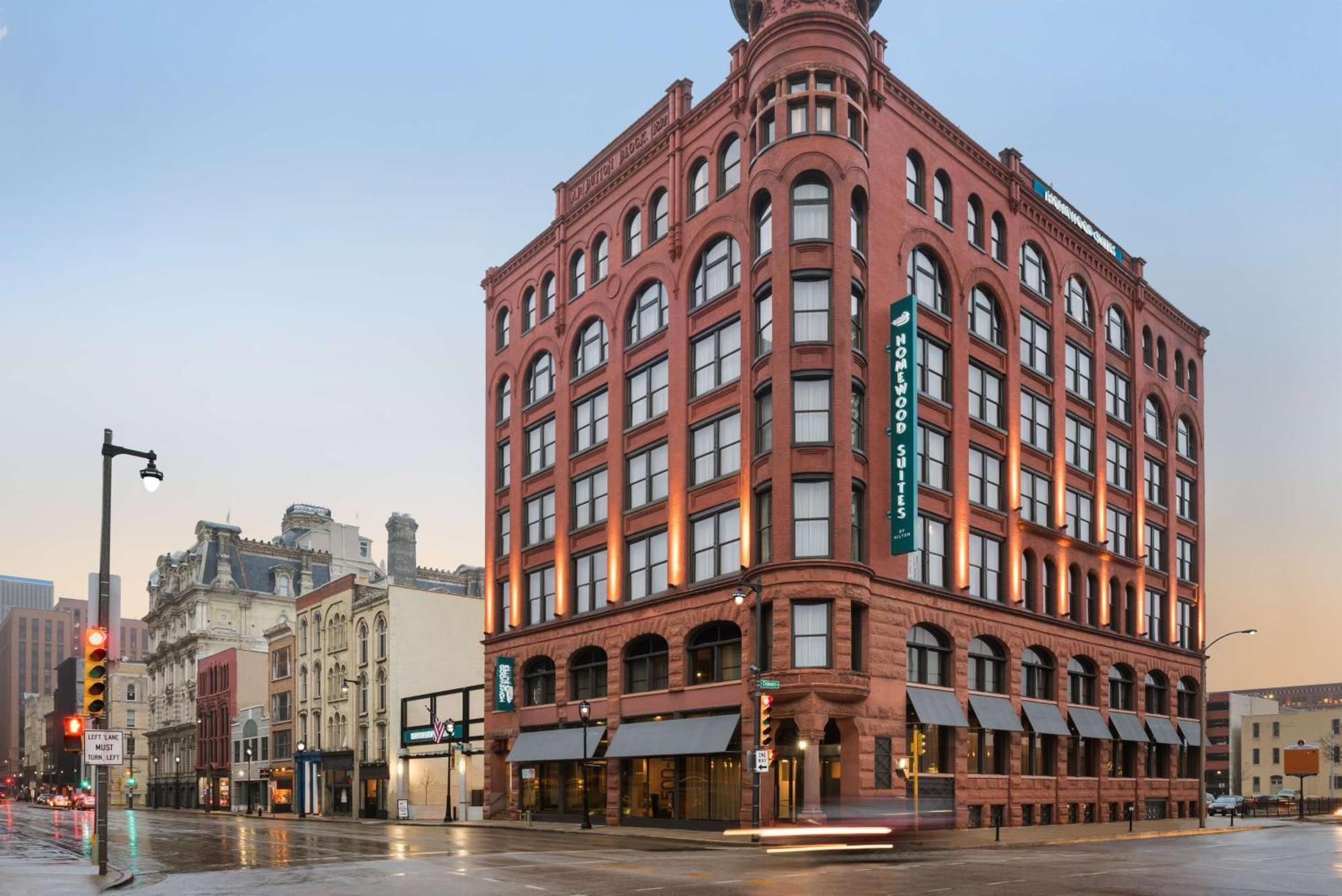 Homewood Suites By Hilton Milwaukee Downtown Εξωτερικό φωτογραφία